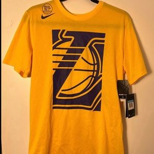 NWT Nike LA Lakers Shirt Medium